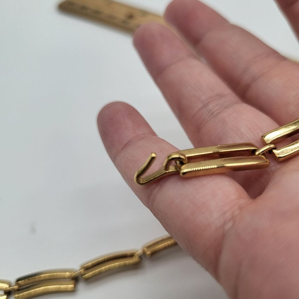 VTG Monet Gold Tone Open Link Chain Choker Necklace - Picture 8 of 8